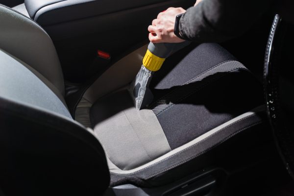 Pranie tapicerki samochodowej